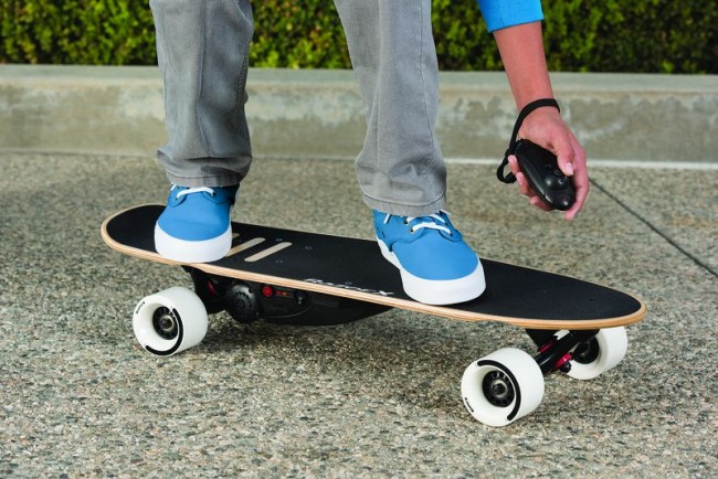 electric skateboard prices - Razor X Cruiser 