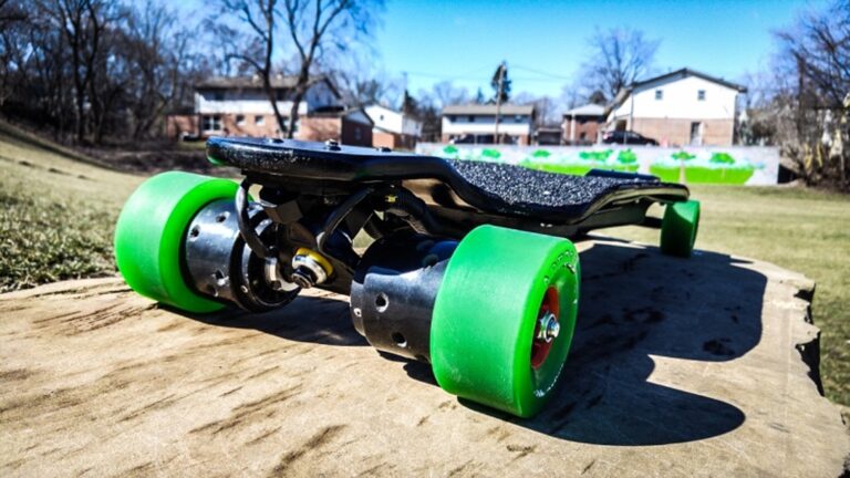 Carvon EVO 4WD – 50 mph - Fastest Electric Skateboards